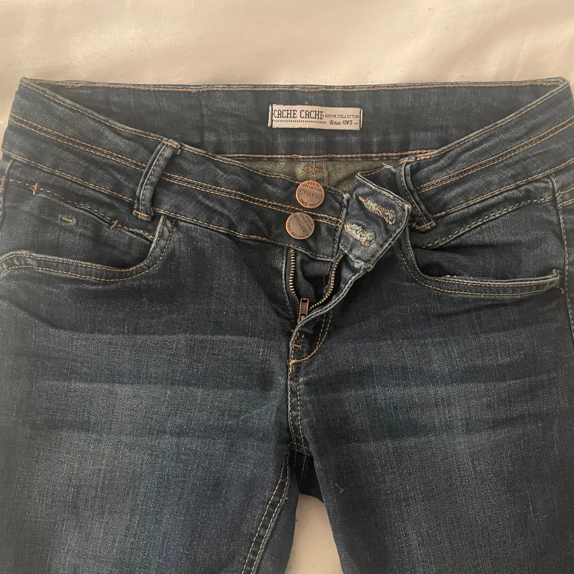 Jeans lågmidjade bootcut - 90