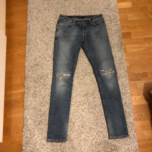 Nudie jeans - Snygga och trendiga grisch jeans 