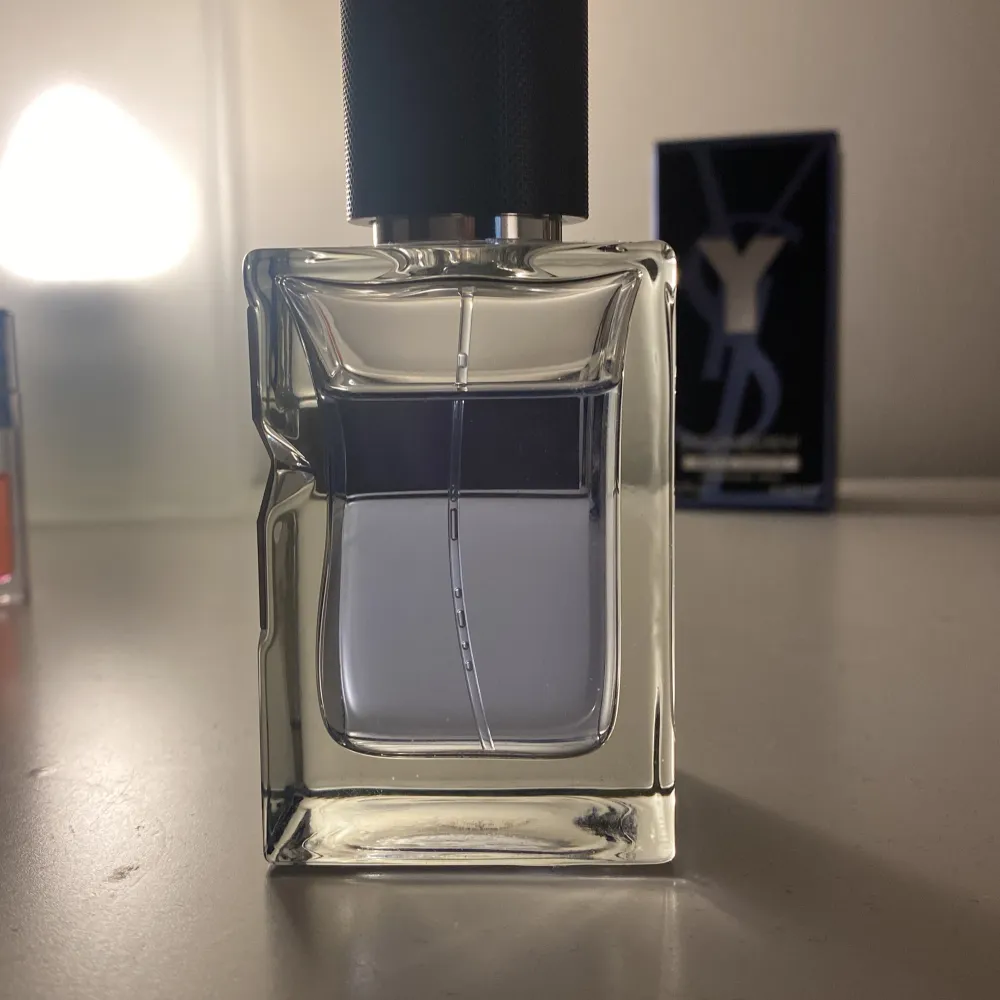 Yves Saint Laurent ”Y” parfym för herr 60ml. Övrigt.