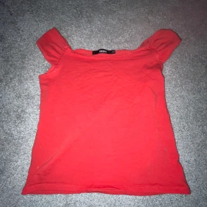 Bik bok tröja - Jätte fin bok bok tröja som tyvärr inte kommer till användning❤️❤️❤️