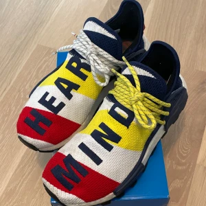Human Race BBC - Adidas Pharrell x Billionaire Boys Club x NMD Human Race Trail 'BBC' BB9544. I extremt bra skick och storlek 41 1/3. Köpta för 2000kr.