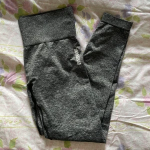 Gymshark tights - Storlek m fint skick 
