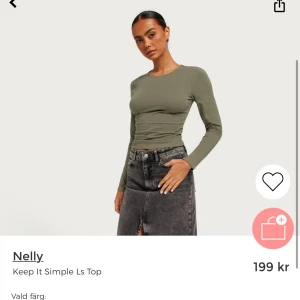 Långärmad topp nelly - Endast använt en gång, säljs då den inte kommer till användning.