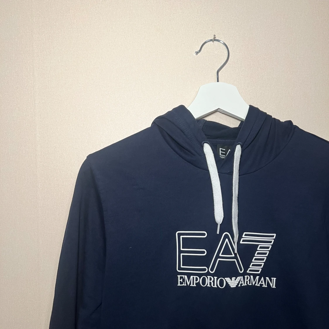Armani emporio hoodie - 90