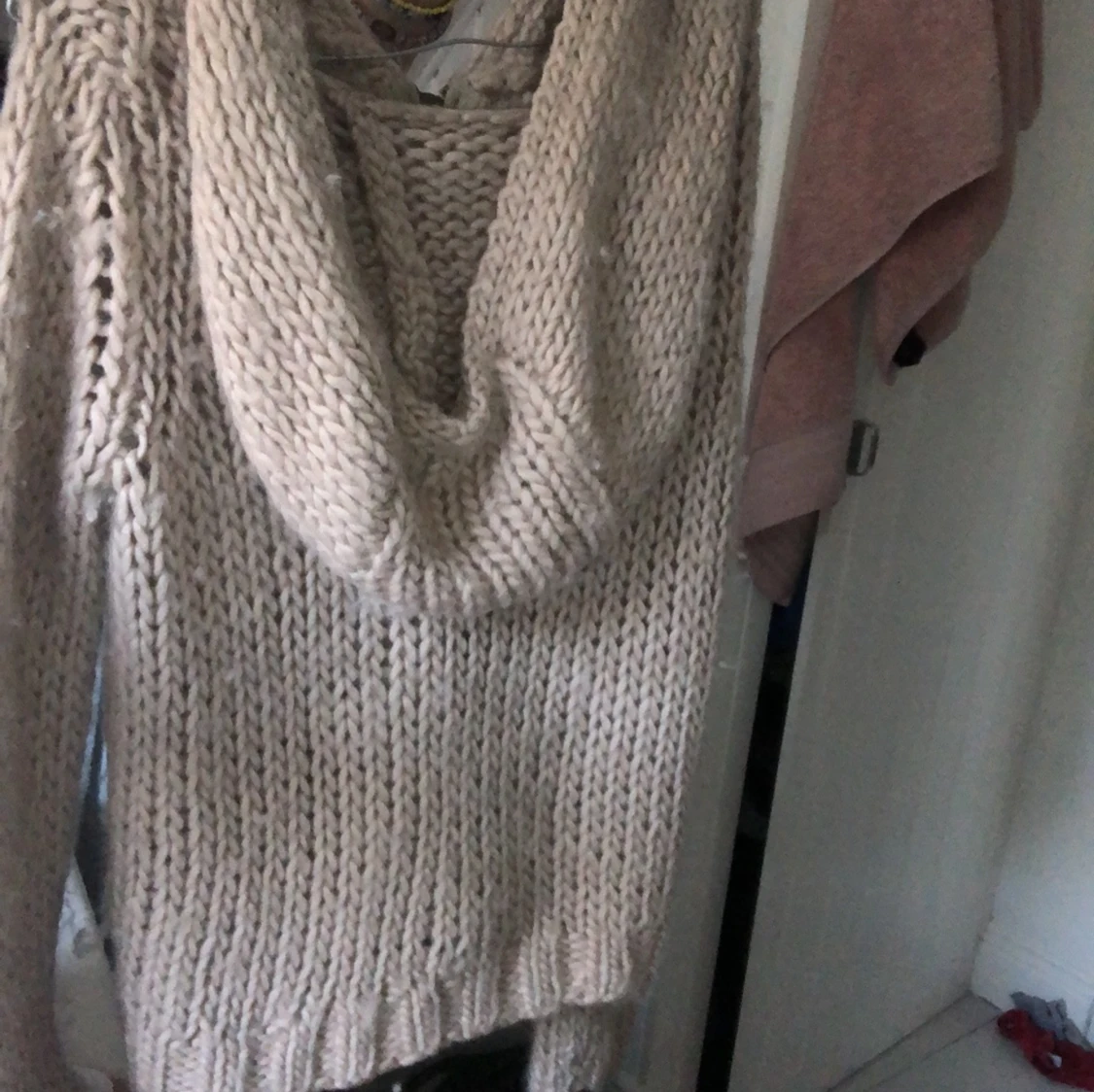 Fin stickad tröja  - 90