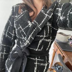 Jacka - Jättefin häst/vår jacka💕 Obs snöret ingår ej