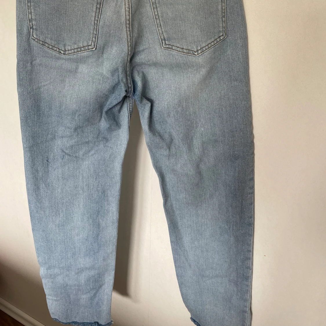 Ljusblåa jeans  - 90