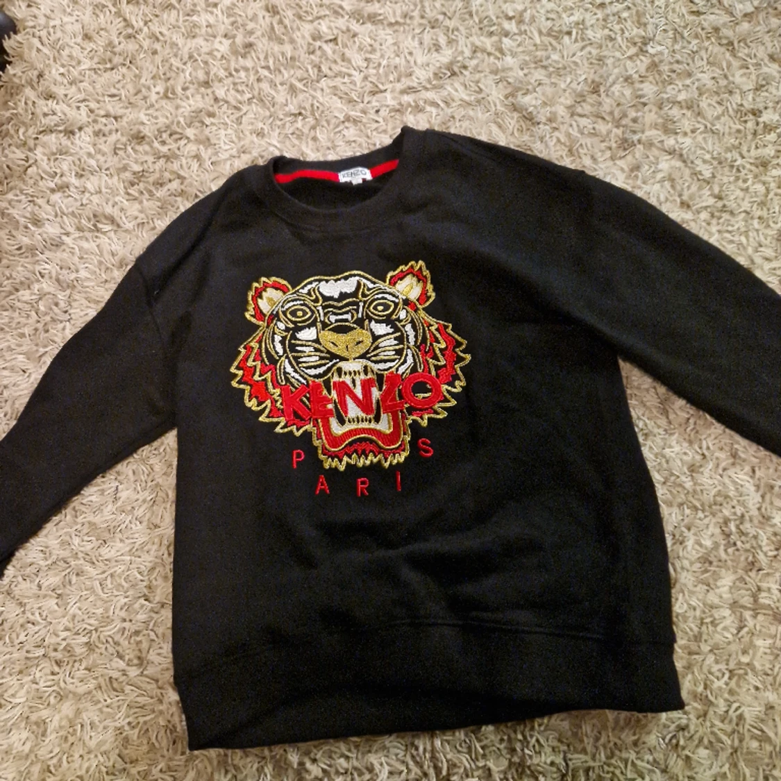 Oanvänd kenzo tröja