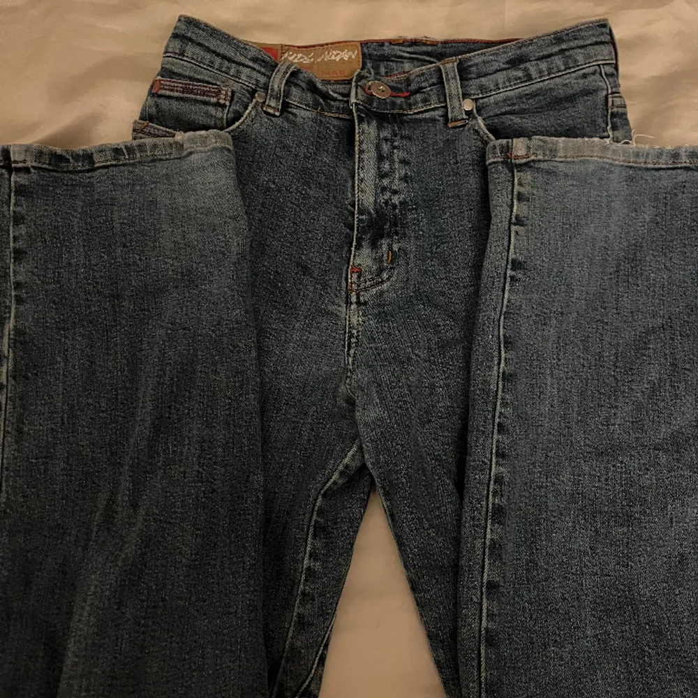 Jeans från DC i bra skick 💕. Jeans & Byxor.