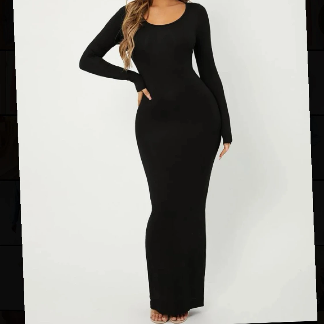 Svart tight klänning