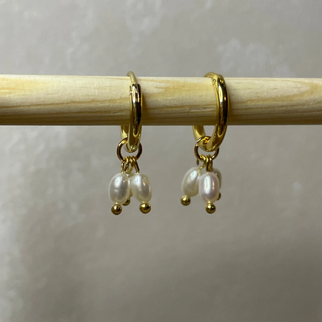 Handgjorda örhängen sötvattenspärlor - 90