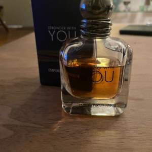 Säljer min Stronger with you, 40/50 ml.