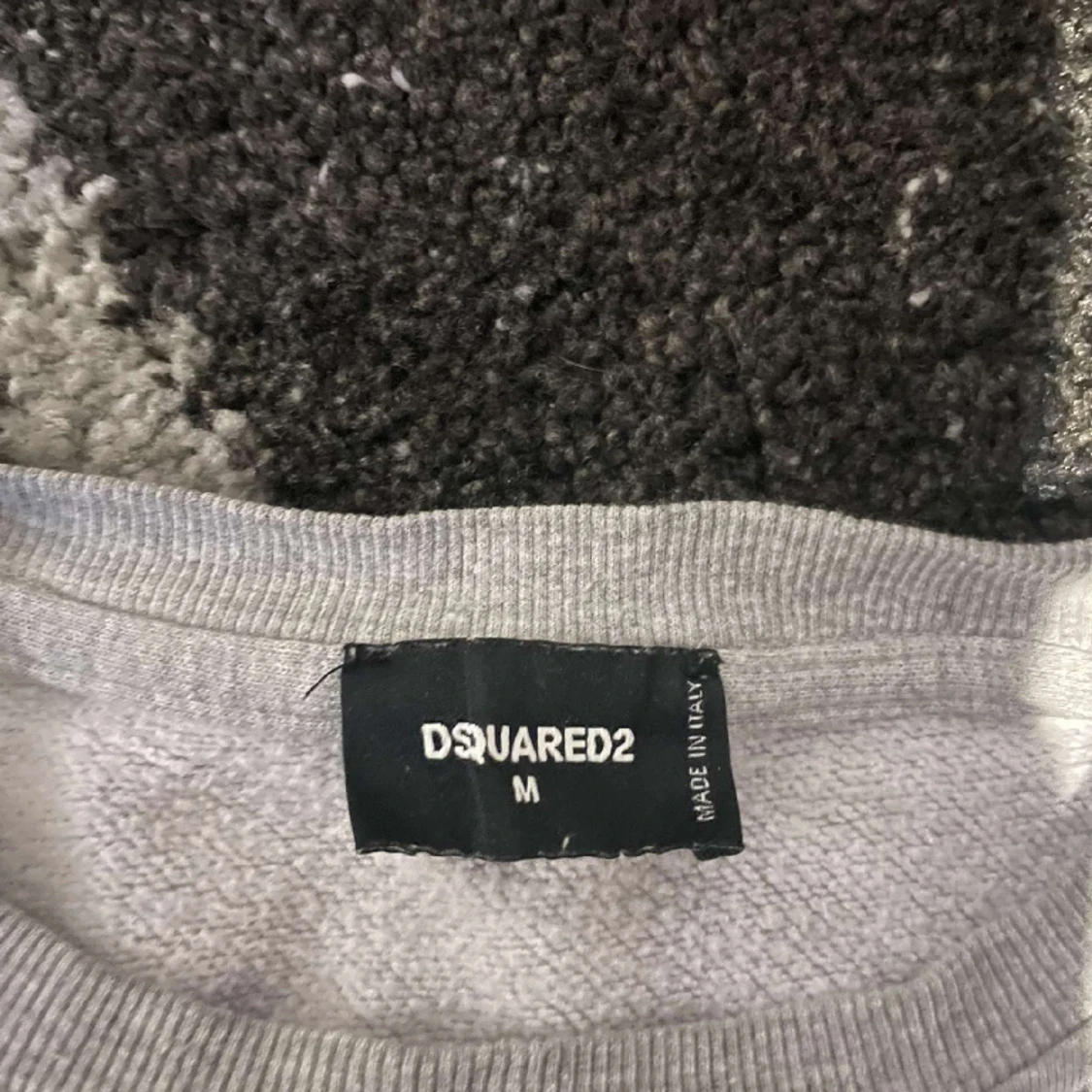 Äkta dsquared2 tröja  - 90