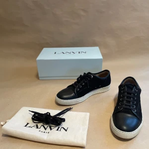 Intresse koll lanvins  - Lanvins uk 8/ 42-43 En intresse koll, om du är intresserad kom privat för mer info och bilder. Men i generellt välldigt bra skick som man ser. Allt og tillkommer 