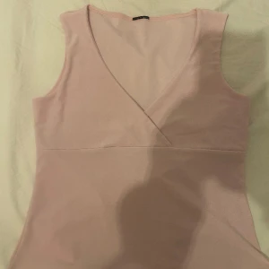 Rosa tröja - Väldigt fin rosa tröja i storlek S. Skriv för fler bilder