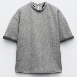 Flanell t-shirts  - Oanvänd flanell t-shirts från Zara. Storlek S💕