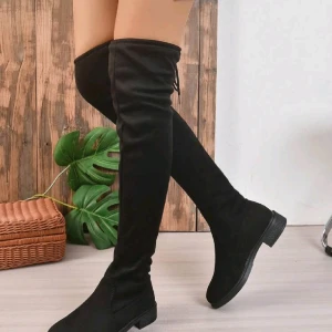 Skor - Säljer dessa fina boots från new yorker, kommer knappt till användning, använt ca 3-4ggr.