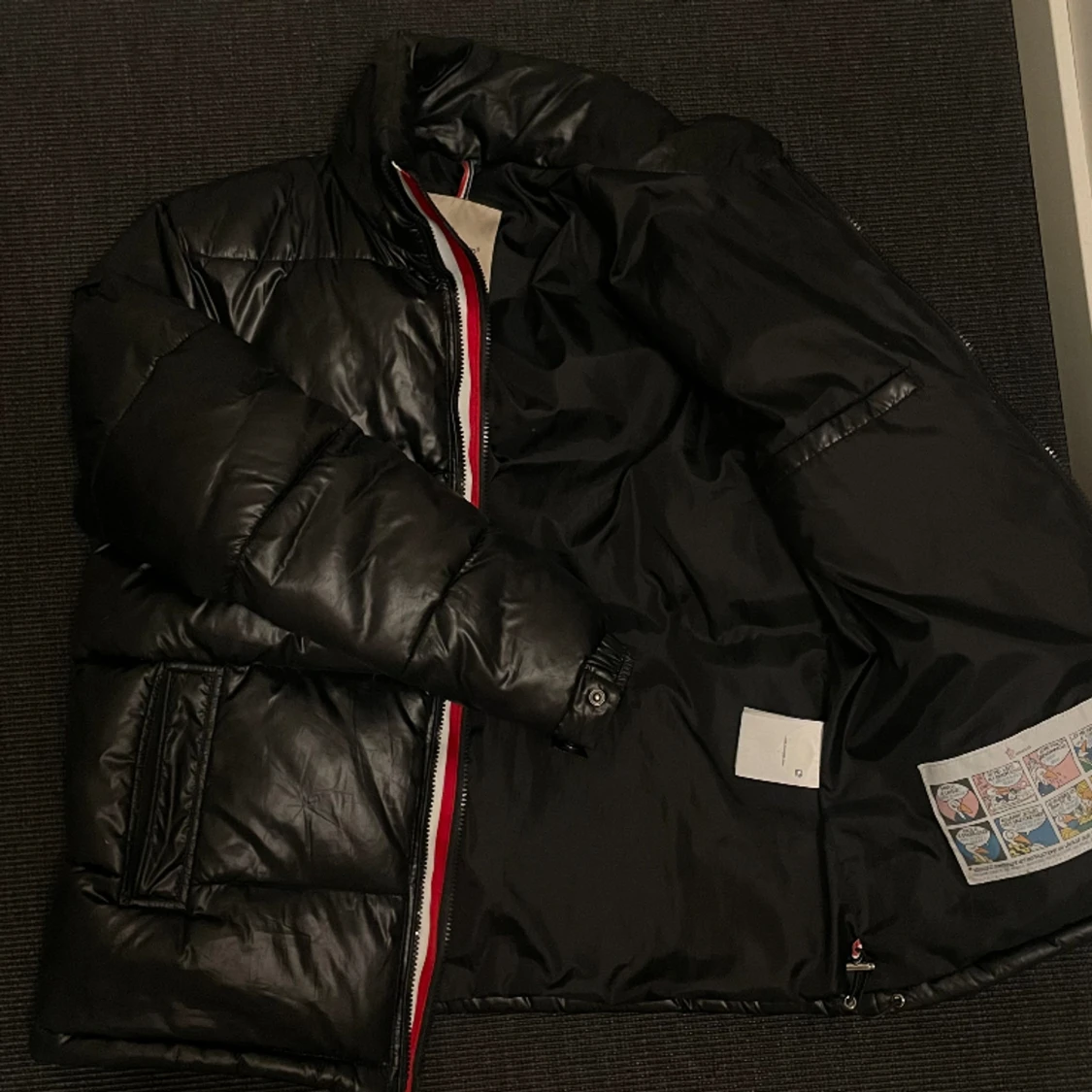 Moncler jacka - 90