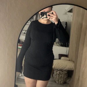 Klänning  - Helt ny, strl L