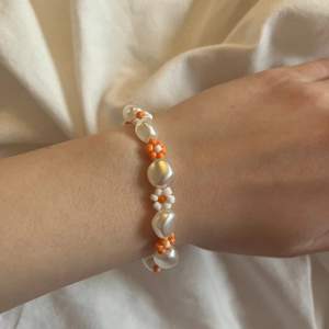 Orange Blom armband 🧡   45kr plus frakt 🍑