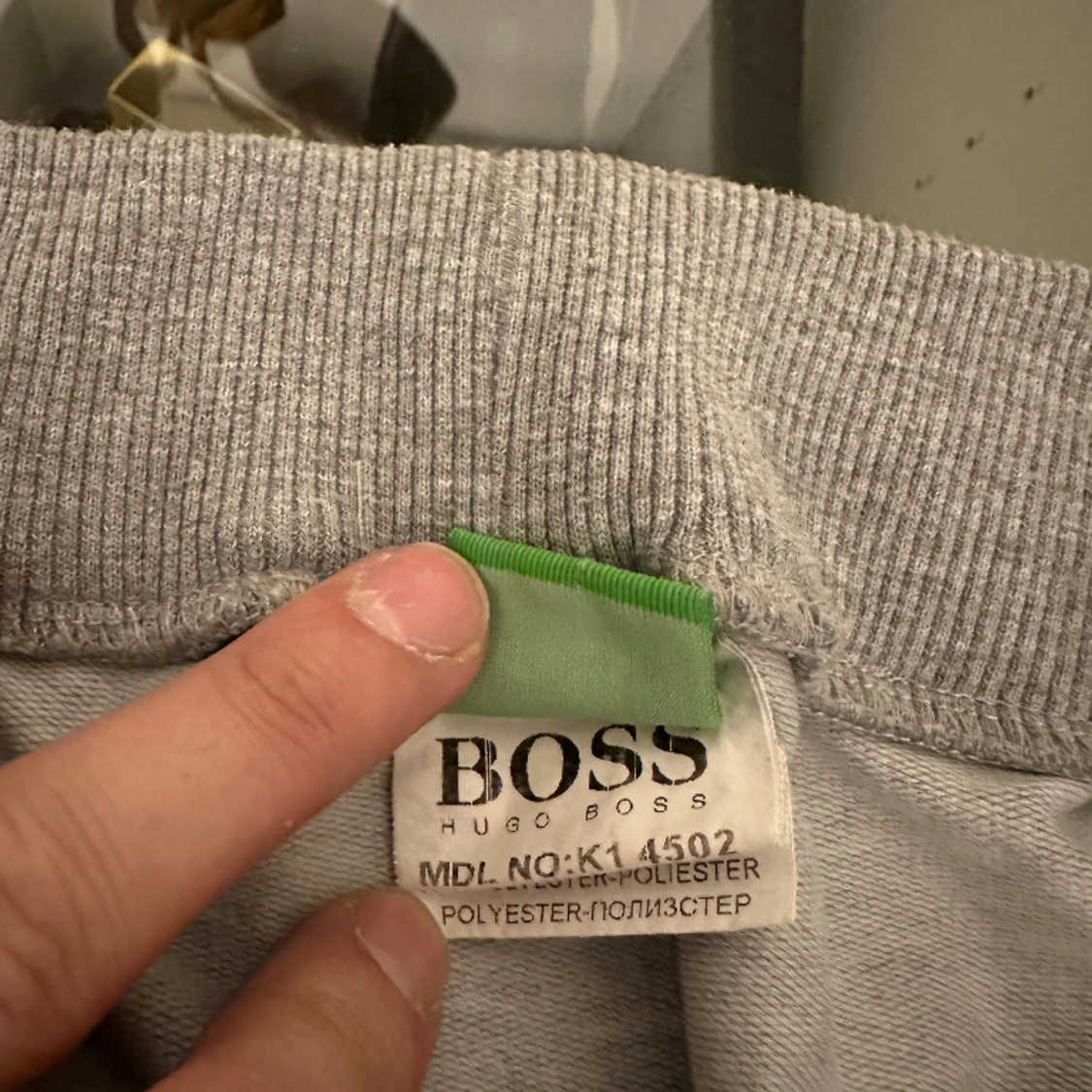 Hugo Boss Mjukis M - 91