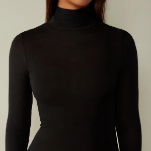  intimissimi tröja - Oanvänd intimissimi tröja med prislapp kvar, nypris 559