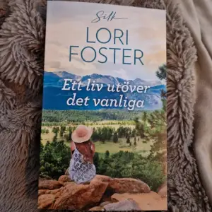Helt ny romantik bok. Pocket. Aldrig läst. Nypris 79 kronor.