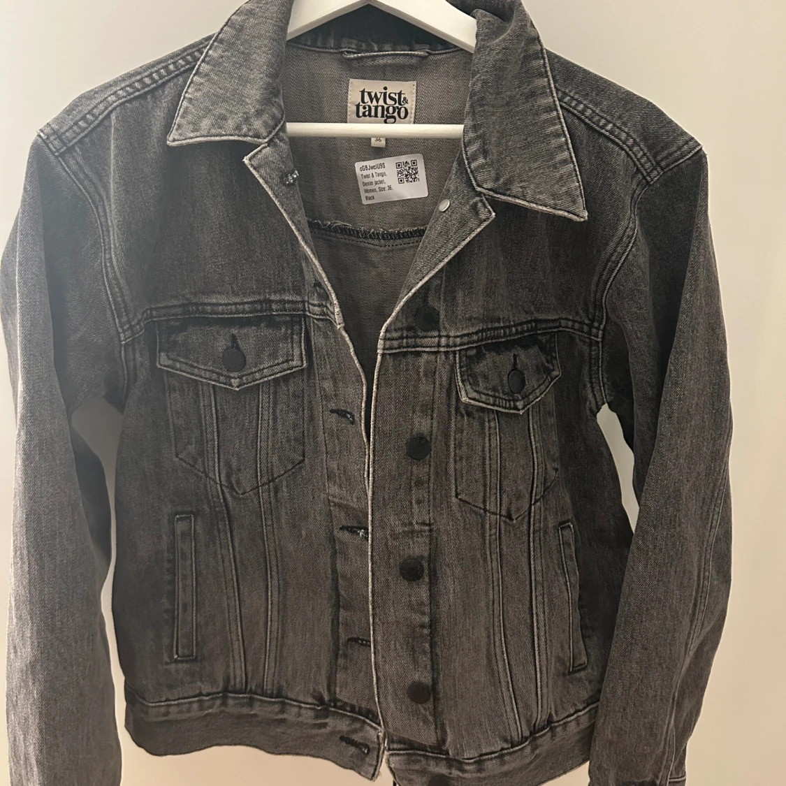 Jeansjacka ifrån twist and tango