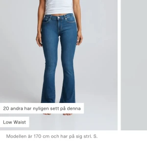 Low flare jeans 580 - Ett par jeans i mycket bra sick, använder tyvärr inte längre.