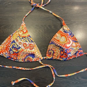 Bikinitopp - Bikinitopp från Shein, endast använd någon gång!