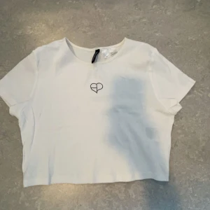 Limited edition på blackpink crop top - Super sött och super speciel för blackpink fans(blinks) 