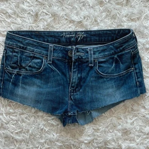Jeans shorts  - Så snygga jeans shors 