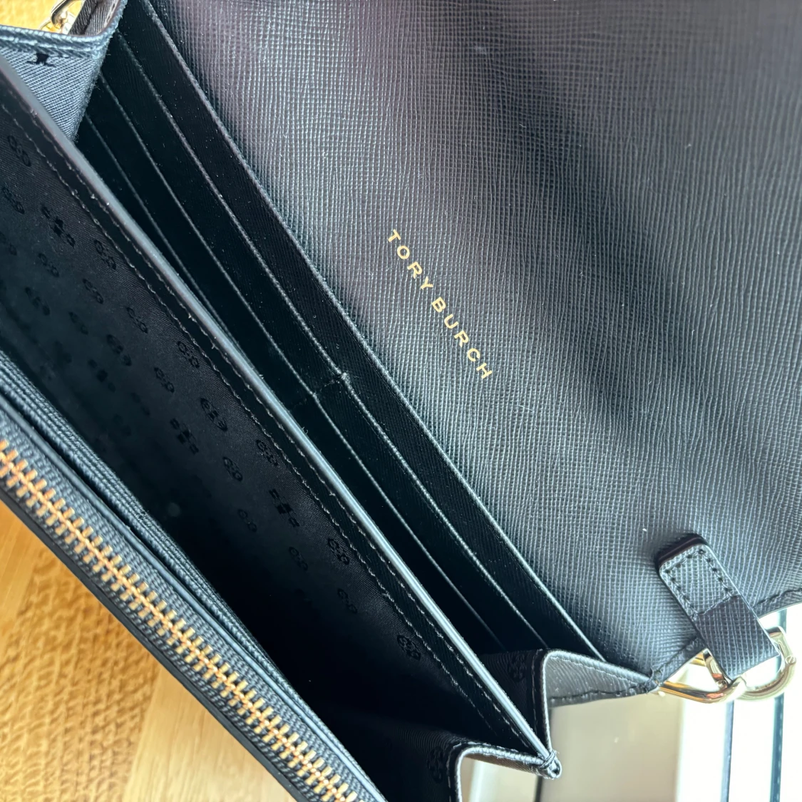 Svart axelremsväska väska från Tory Burch. Burch - 91