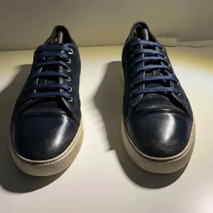 Lanvins - Hej! Säljer dessa feta lanvins! Endast boxen tillkommer! Cond:7/10 Mvh: laidback_closet