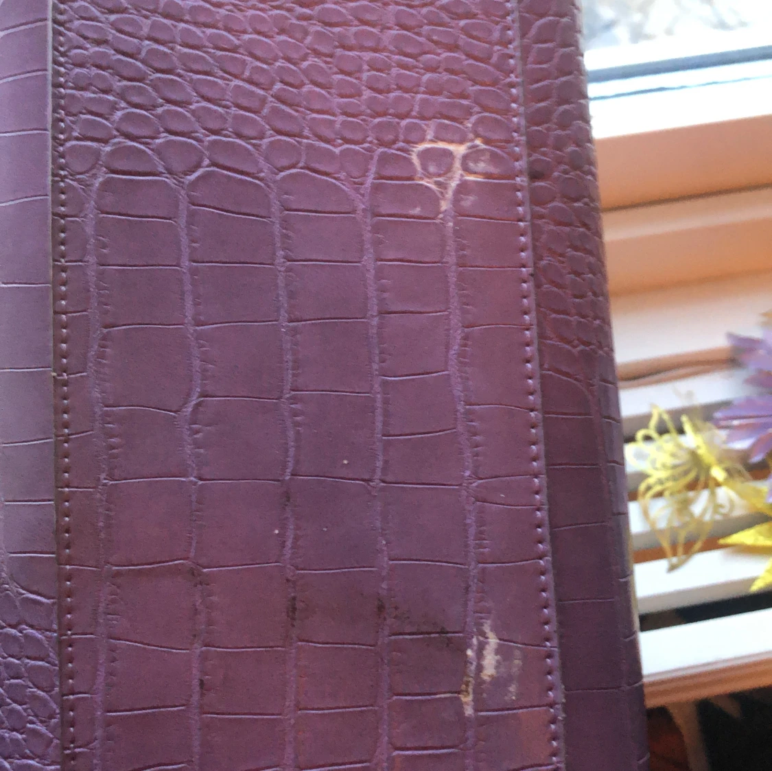 Säljer min lila dondonna väska  - 92