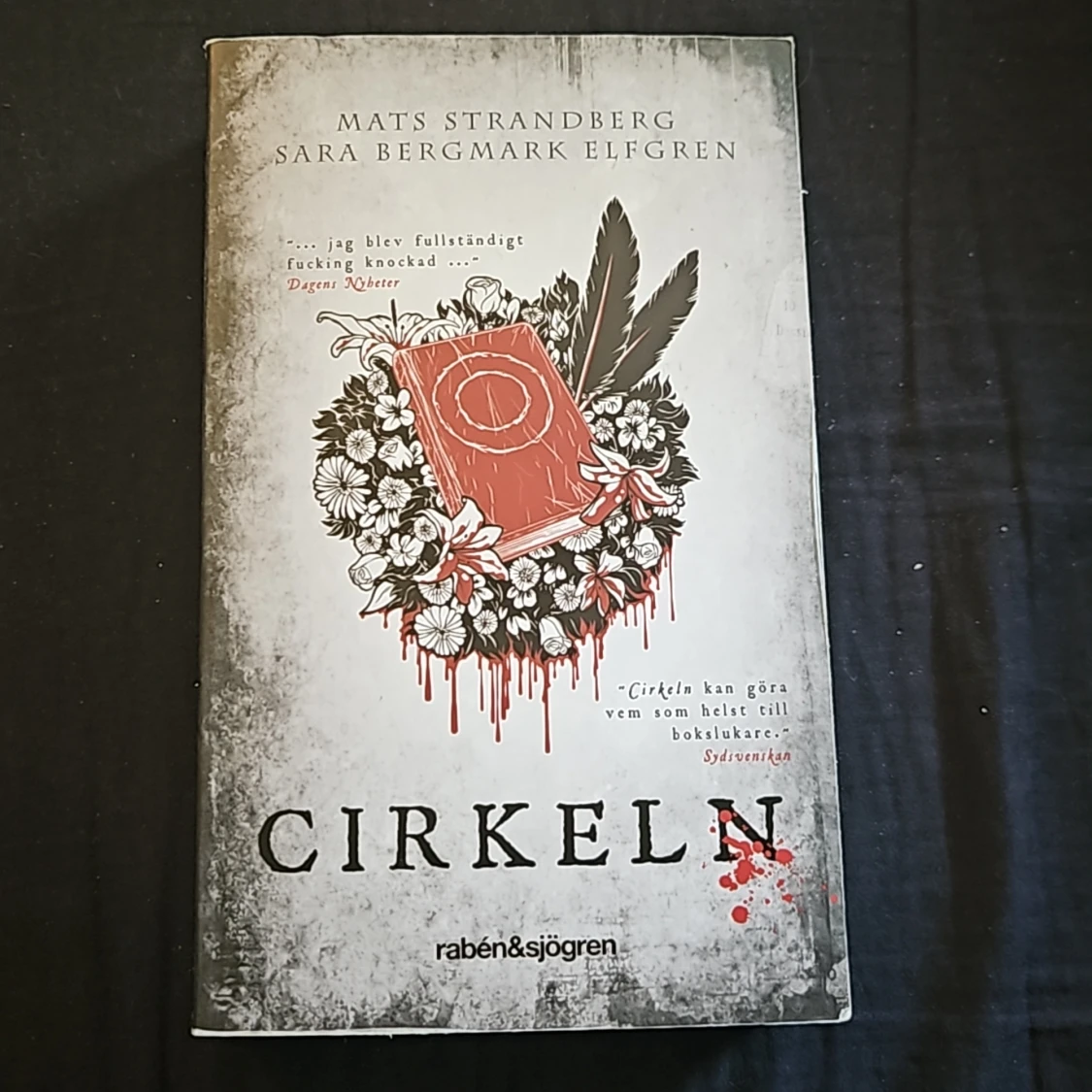 Cirkeln av Mats Stransberg och Sara Bergmark Elfgren 