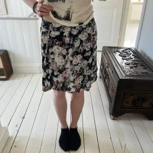 Somrig kjol med fickor från twist and tango!! Använd endast ett fåtal gånger