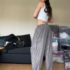 Baggy Grey parachute pants  - True vintage fits like an L/XL