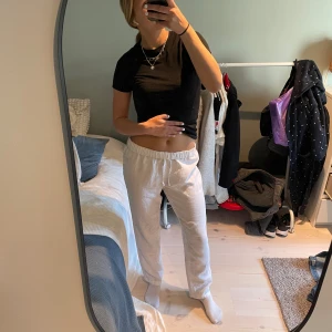 Linnebyxor - Jättefina linnebyxor från hm. Säljer då jag har ett par andra. ☺️