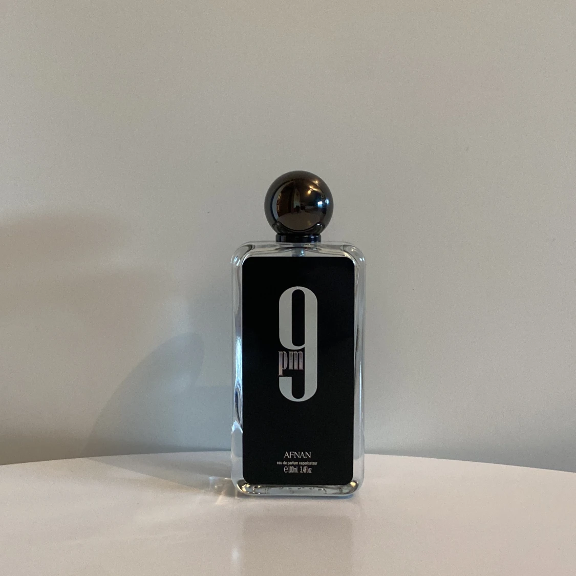 2 ml 29kr, 3ml 35kr, 5ml 45kr av Afnan 9pm - 90