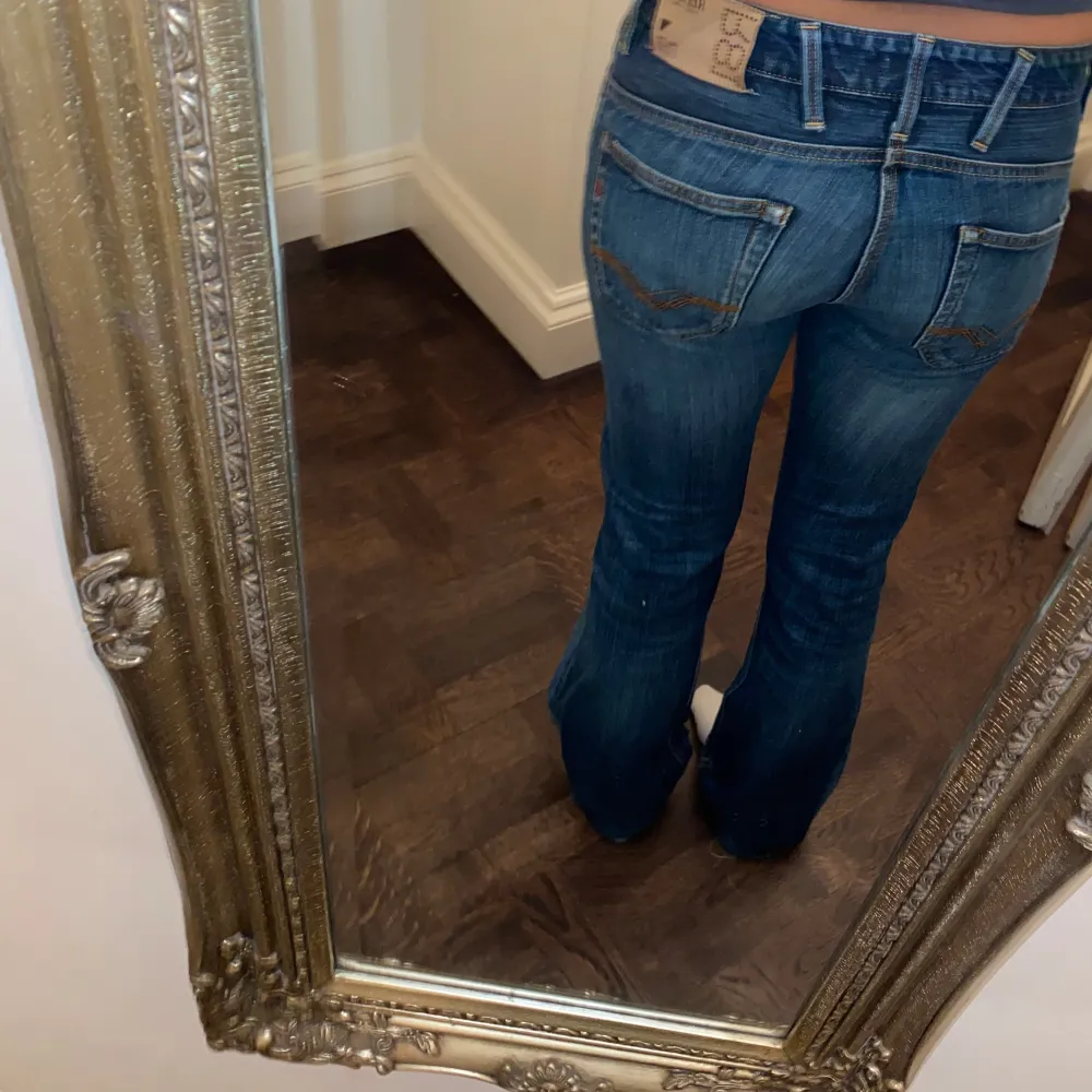 Bra skick. Omgjorda från skinny till bootcut. (Jag är 1,65 cm lång) . Jeans & Byxor.