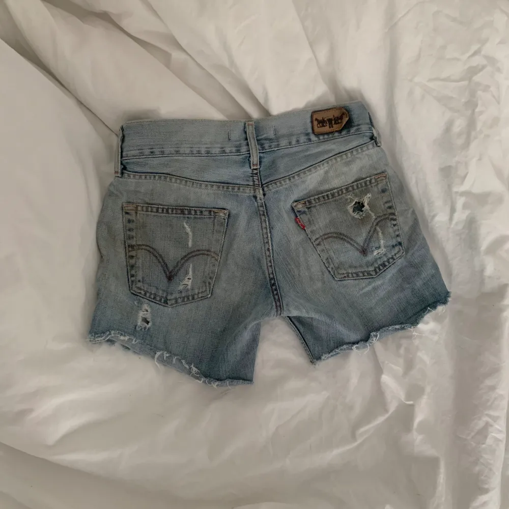 Lågmidjade jeansshorts från Levi’s. Shorts.