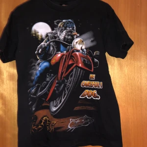 Graphic tshirt  - Liten i storleken  Skit cool 