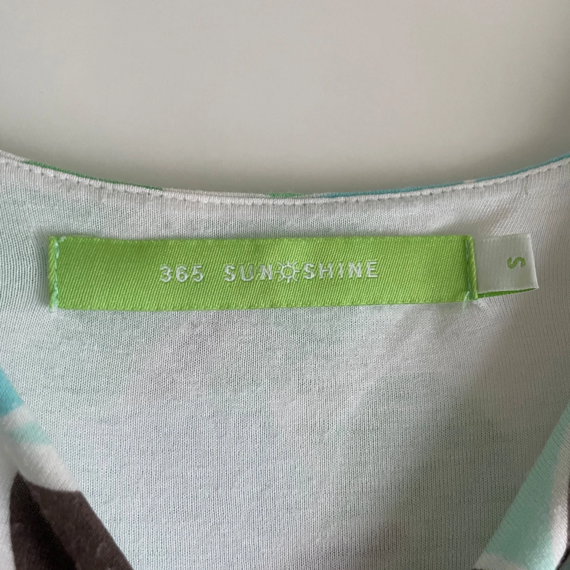 Utsvängt linne - 91