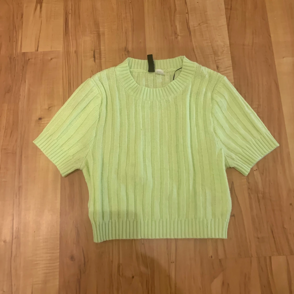 Ljusgrön stickad tröja från H&M Divided