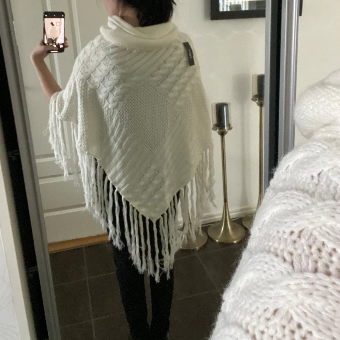 Vit poncho  - 91