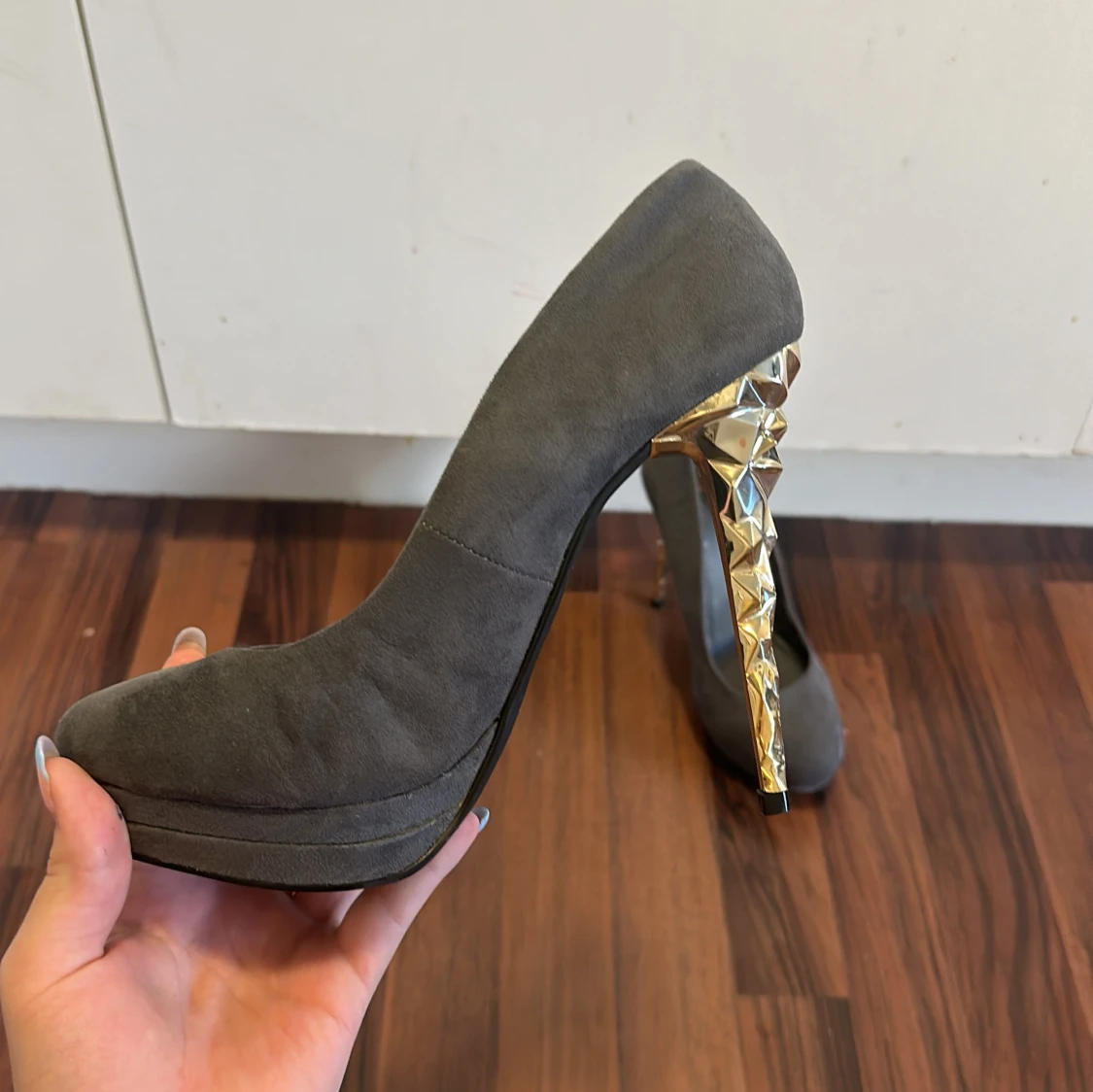 Nly klackskor storlek 40 - 90