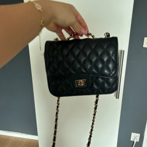 Söt väska - Helt ny köpte utomlands 