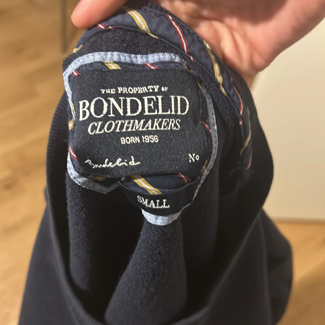 Snygg bondelid sweatshirt  - 90