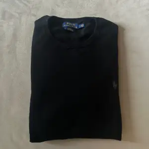 Schysst crewneck från Ralph Lauren.  Ord.1699  